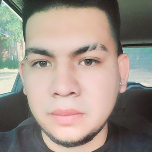 Meet your Posher, Uri